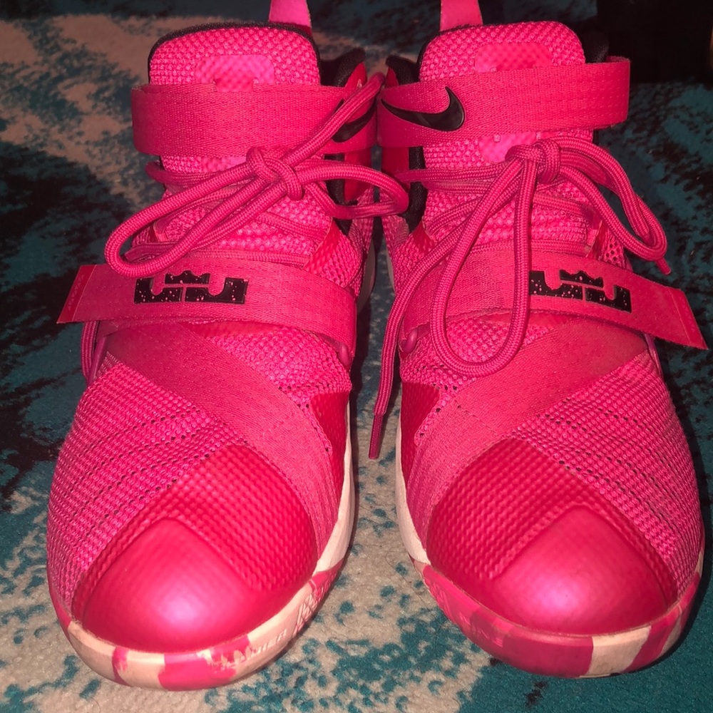 Nike Lebron’s